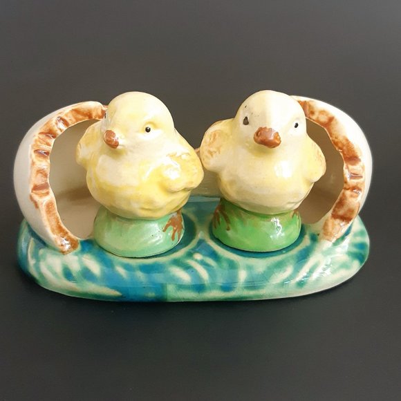 VTG Hatching Chicks in Eggs Shell Salt & Pepper Shakers Chicken Easter Farmhouse - Picture 5 of 13